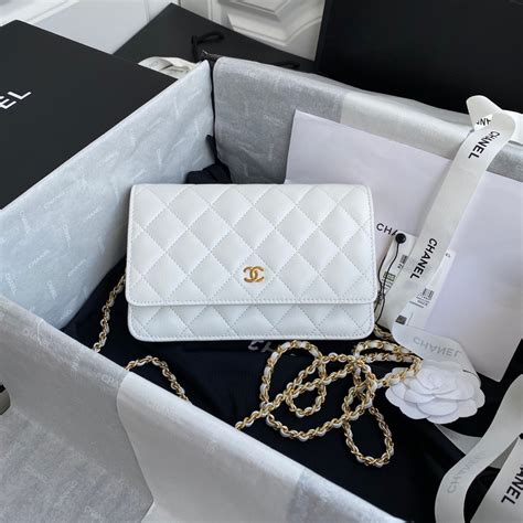 chanel classic wallet on chain a33814